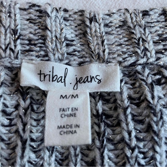 Tribal Sweater - Picture 6 of 8